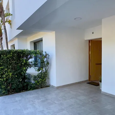 Casa Elegante Costa *
