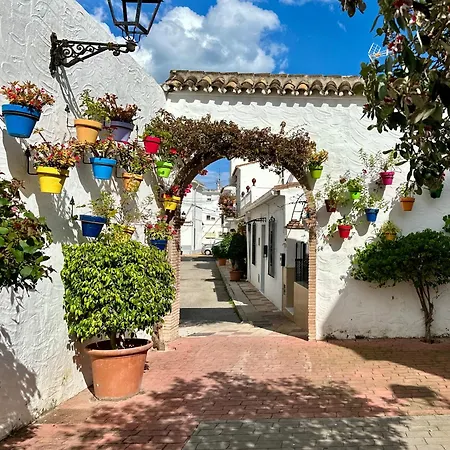 Casa Elegante Costa *